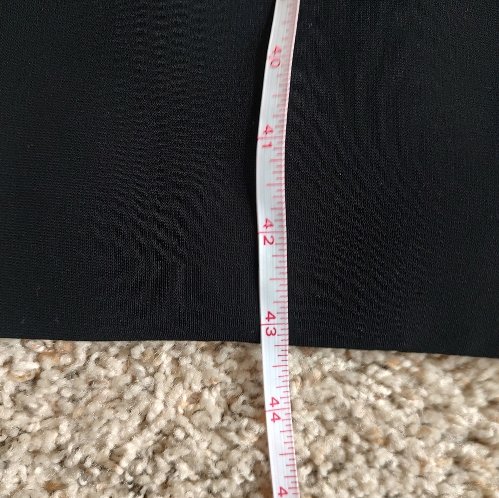 DIANE VON FURSTENBERG Shelly Stretch Wrap Dress. XS - Picture 7 of 10